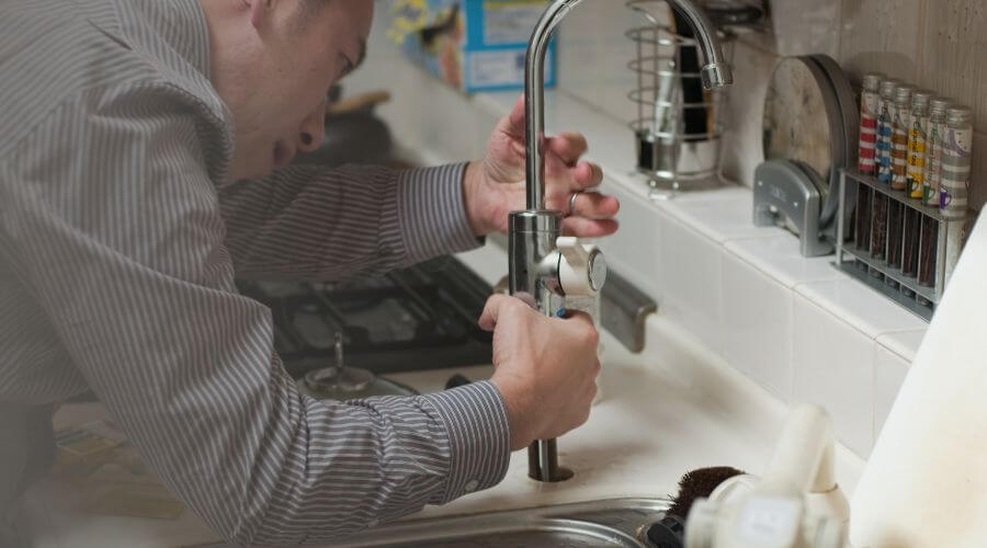Professional expert plumbing services in Henryetta, OK